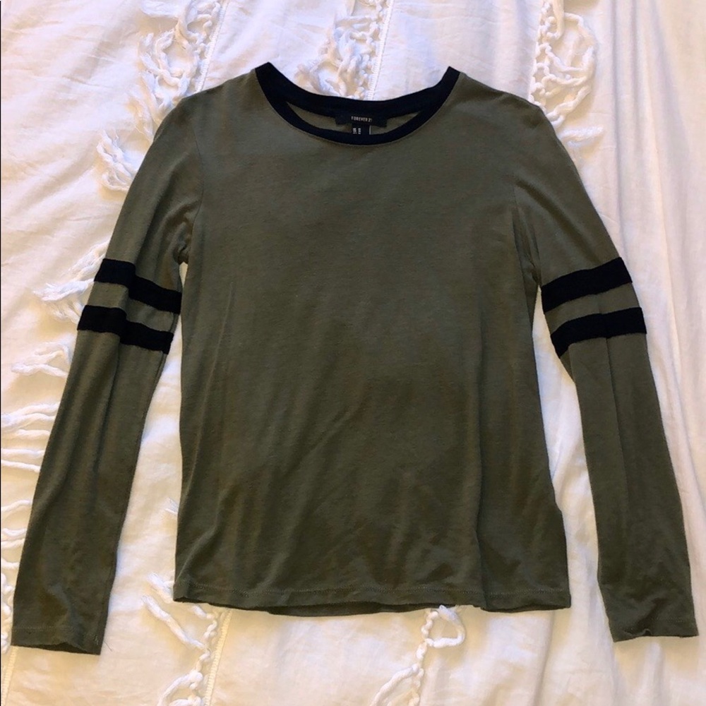 Forever 21 long-sleeve shirt